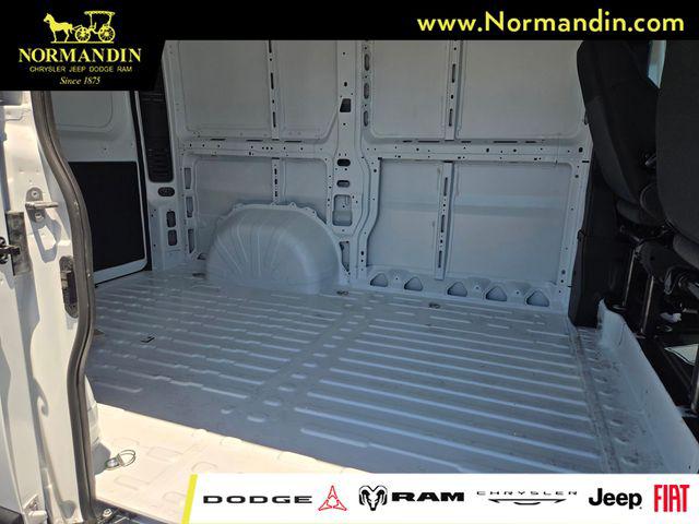 2026 Ram ProMaster Cargo Van Tradesman Low Roof 136 WB w/Pass Seat