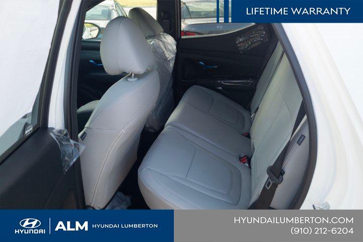 New 2026 White Hyundai SEL FWD image 17