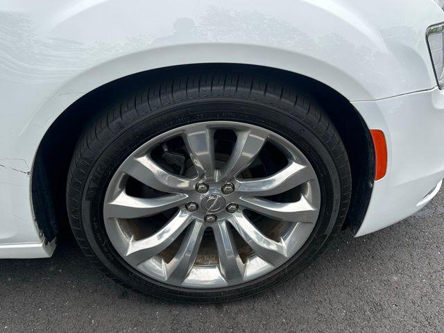 2019 Chrysler 300 Limited