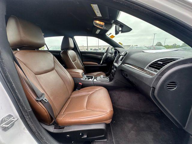 2019 Chrysler 300 Limited