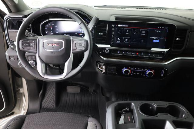 2026 GMC Sierra 2500HD Crew Cab, Standard Bed, SLE, 4WD