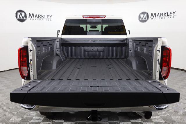 2026 GMC Sierra 2500HD Crew Cab, Standard Bed, SLE, 4WD