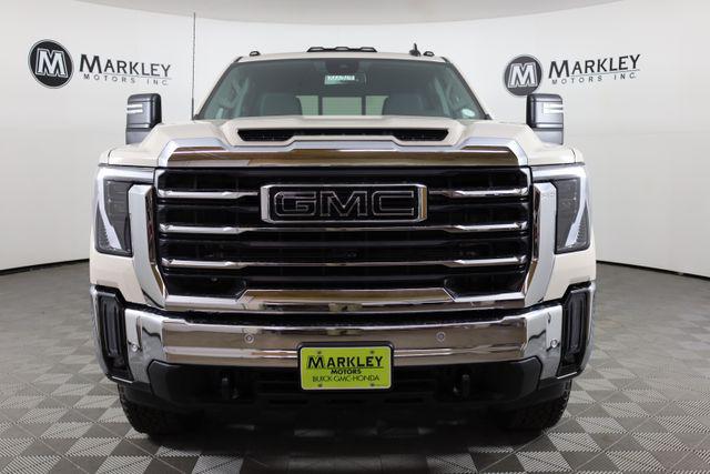 2026 GMC Sierra 2500HD Crew Cab, Standard Bed, SLE, 4WD