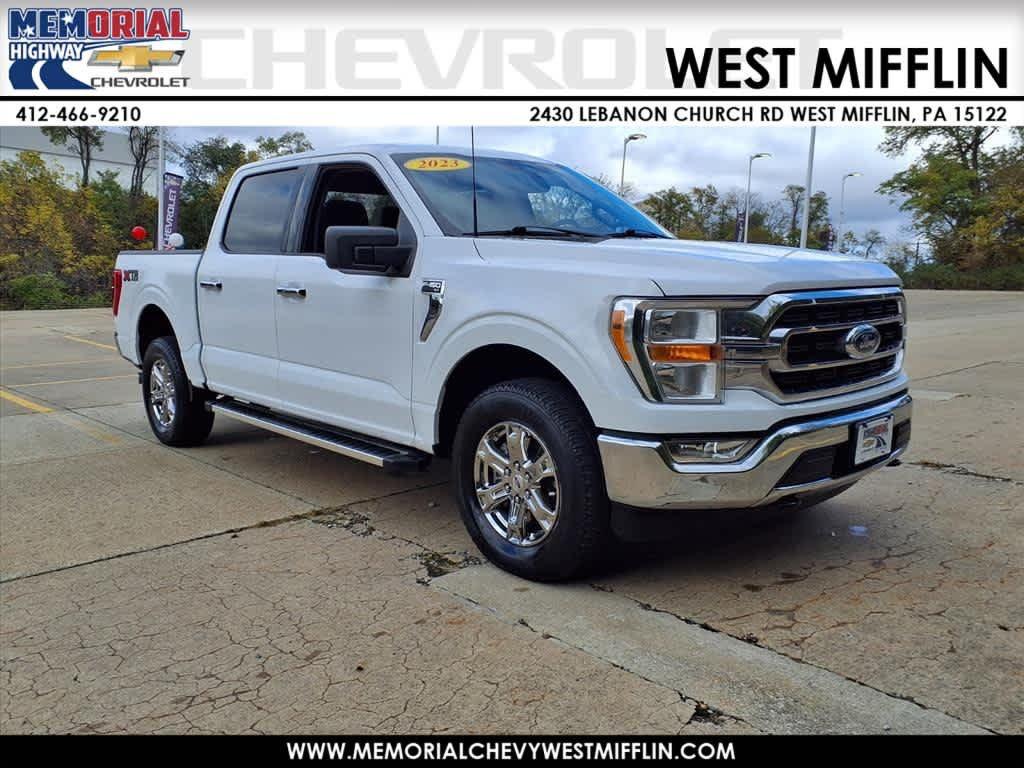 OXFORD WHITE 2023 Ford F-150 XLT SuperCrew 4WD Pickup Truck Four-Wheel Drive Automatic