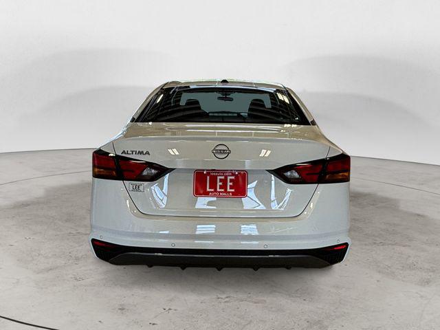 2026 Nissan Altima SV FWD