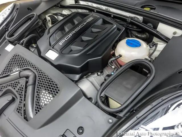 2017 Porsche Macan S