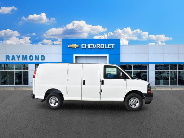2026 Chevrolet Express Cargo Van 2500 Regular Wheelbase, WT, RWD
