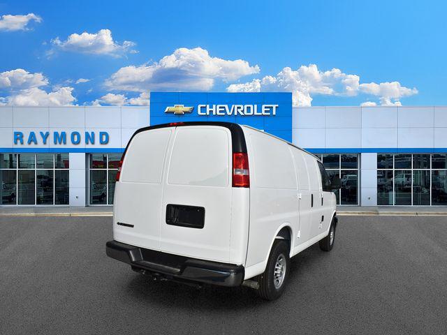 2026 Chevrolet Express Cargo Van 2500 Regular Wheelbase, WT, RWD