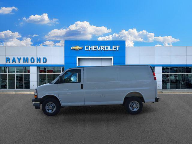 2026 Chevrolet Express Cargo Van 2500 Regular Wheelbase, WT, RWD