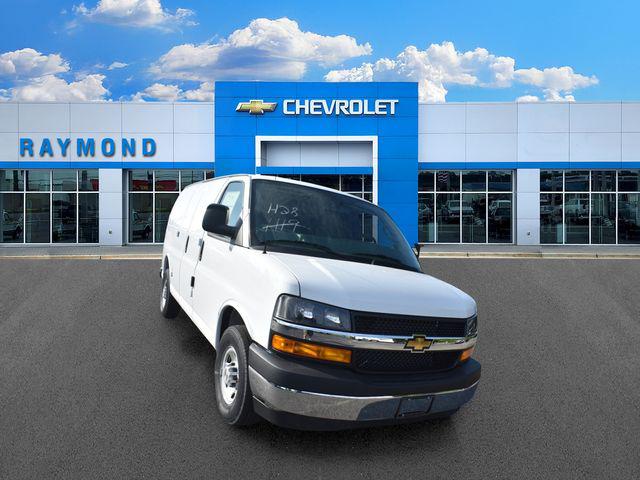 2026 Chevrolet Express Cargo Van 2500 Regular Wheelbase, WT, RWD