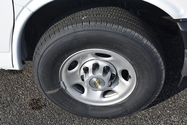 2026 Chevrolet Express Cargo Van 2500 Regular Wheelbase, WT, RWD