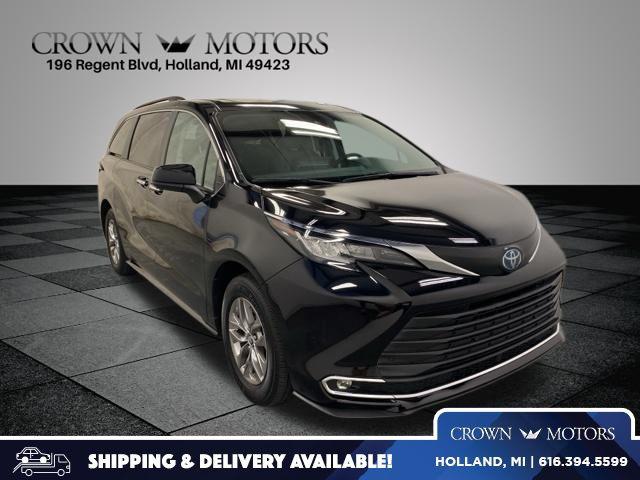 2023 Toyota Sienna XLE for sale in Holland, MI