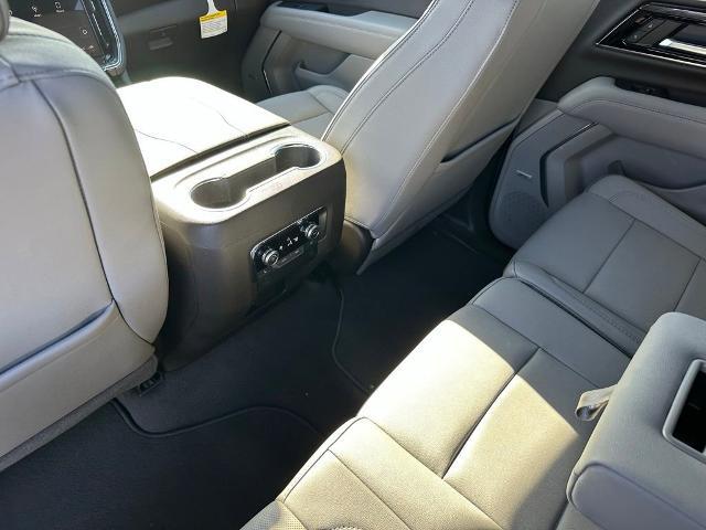 2026 GMC Yukon XL 4WD Elevation