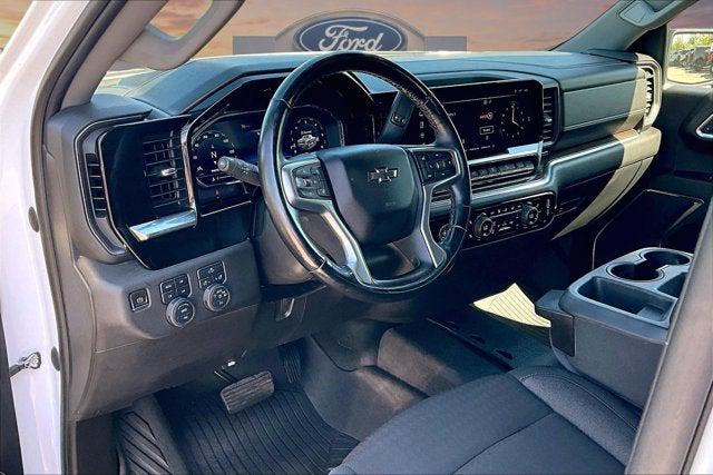 2023 Chevrolet Silverado 1500 4WD Crew Cab Standard Bed RST