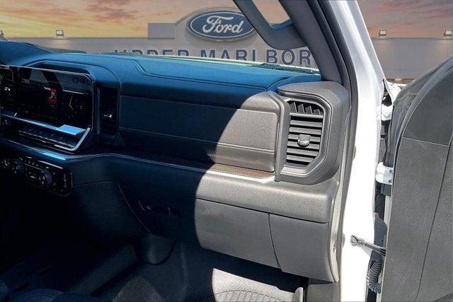 2023 Chevrolet Silverado 1500 4WD Crew Cab Standard Bed RST