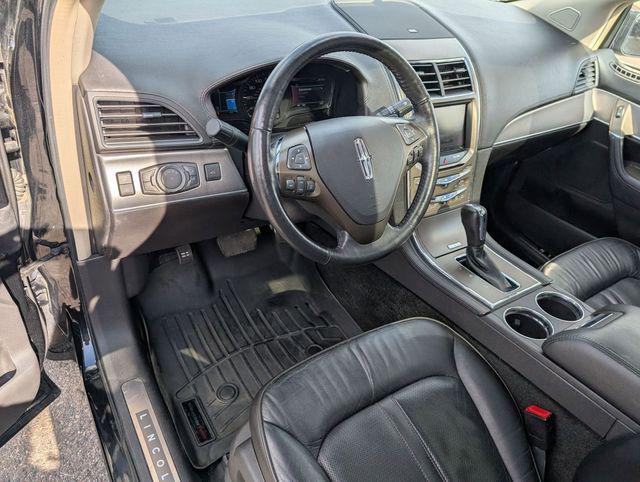 2014 Lincoln MKX Base