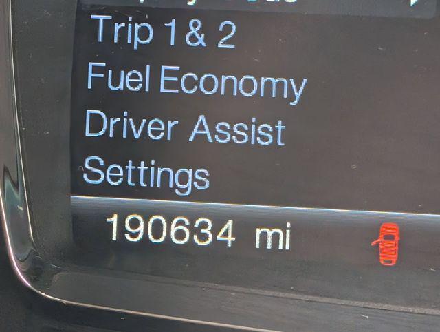 2014 Lincoln MKX Base