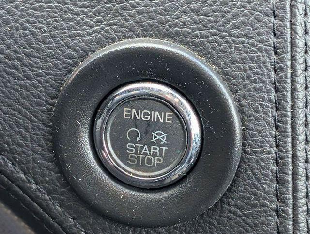 2014 Lincoln MKX Base