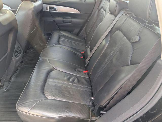 2014 Lincoln MKX Base