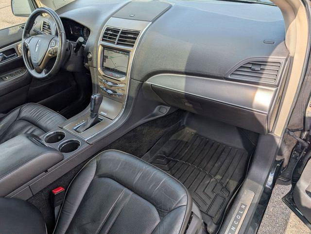 2014 Lincoln MKX Base