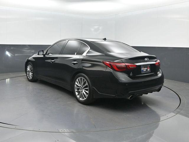 2023 INFINITI Q50 LUXE