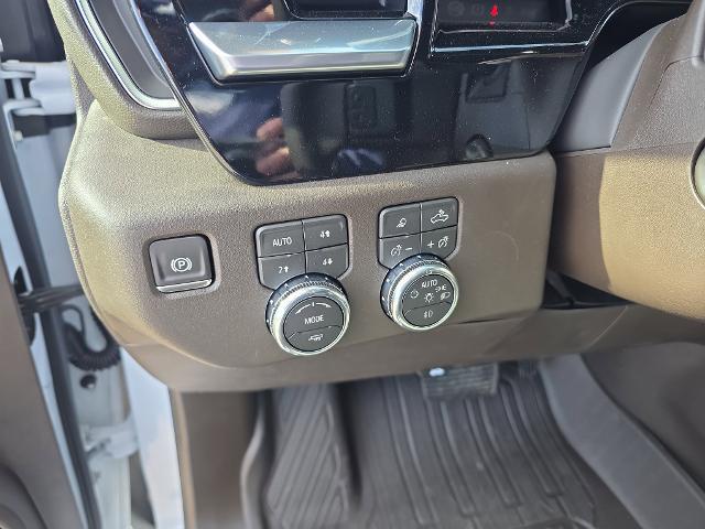 2026 GMC Sierra 1500 Crew Cab, Short Bed, SLT, 4WD