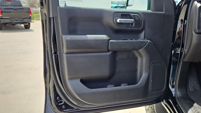 2026 Chevrolet Silverado 1500 2WD Crew Cab Short Bed Custom