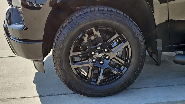 2026 Chevrolet Silverado 1500 2WD Crew Cab Short Bed Custom