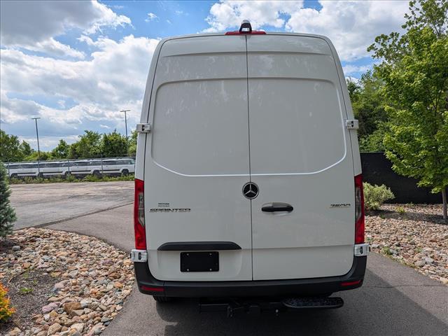 2025 Mercedes-Benz Sprinter 2500 Standard Roof 4-Cyl Diesel