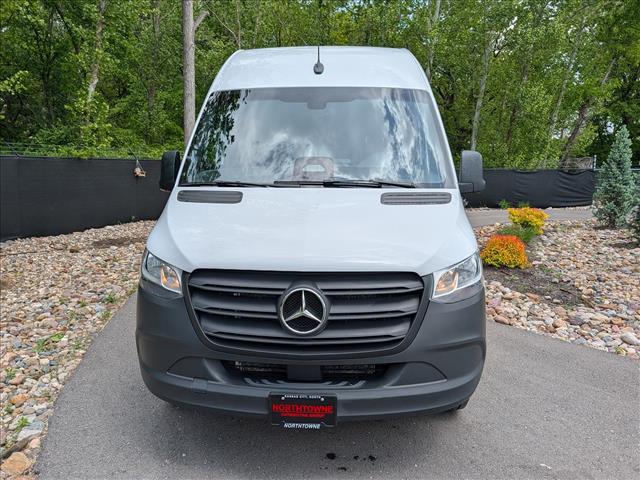 2025 Mercedes-Benz Sprinter 2500 Standard Roof 4-Cyl Diesel