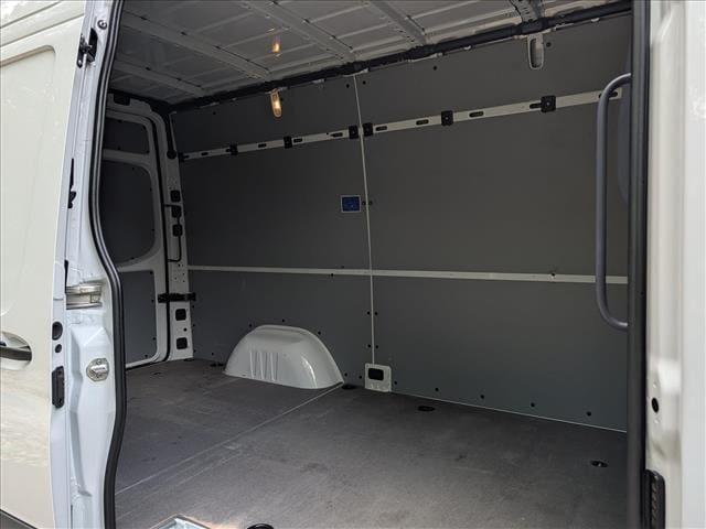 2025 Mercedes-Benz Sprinter 2500 Standard Roof 4-Cyl Diesel