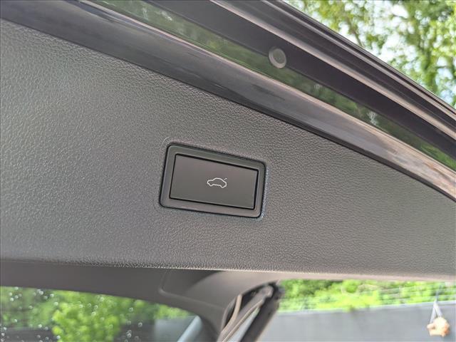 2024 Volkswagen Tiguan 2.0T SEL R-Line