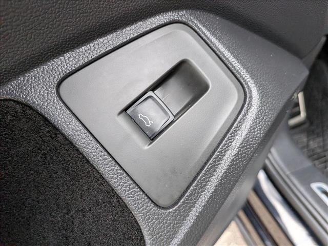2024 Volkswagen Tiguan 2.0T SEL R-Line