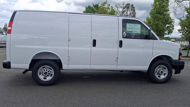 2026 GMC Savana Cargo 2500 Regular Wheelbase, Work Van, RWD