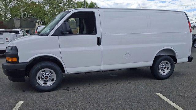 2026 GMC Savana Cargo 2500 Regular Wheelbase, Work Van, RWD