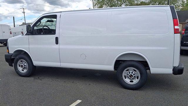 2026 GMC Savana Cargo 2500 Regular Wheelbase, Work Van, RWD