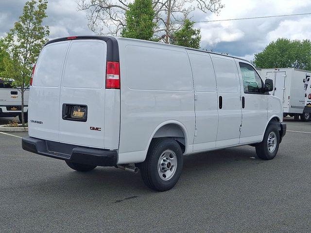 2026 GMC Savana Cargo 2500 Regular Wheelbase, Work Van, RWD