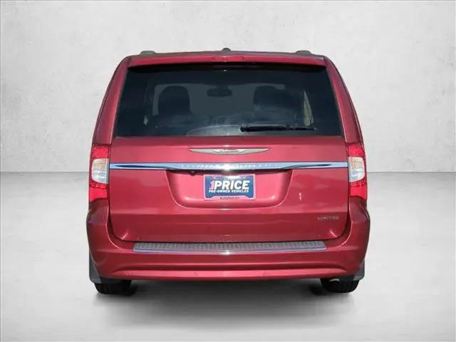 2015 Chrysler Town & Country Limited