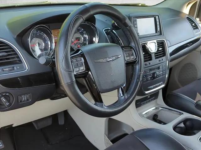 2015 Chrysler Town & Country Limited