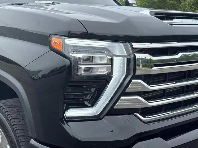 2024 Chevrolet Silverado 2500HD 4WD Crew Cab Standard Bed High Country