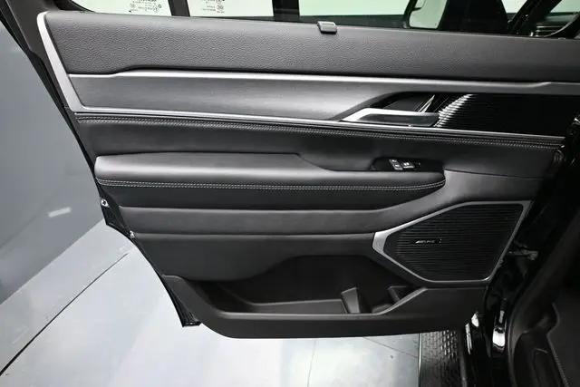 2026 Jeep Grand Wagoneer Limited Altitude 4x4