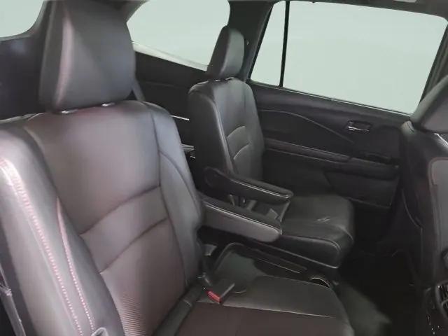 2022 Honda Pilot AWD Black Edition