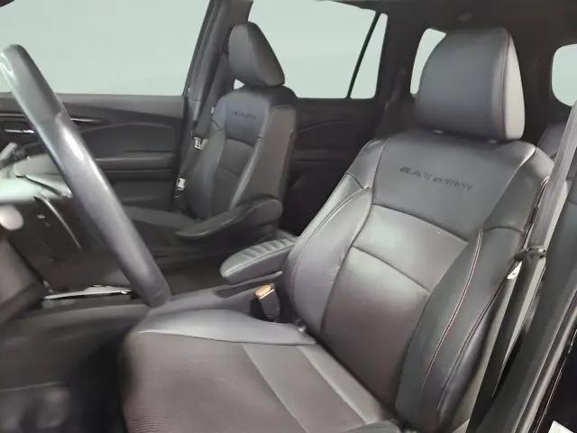 2022 Honda Pilot AWD Black Edition