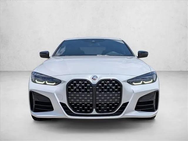 2023 BMW M4 M440i