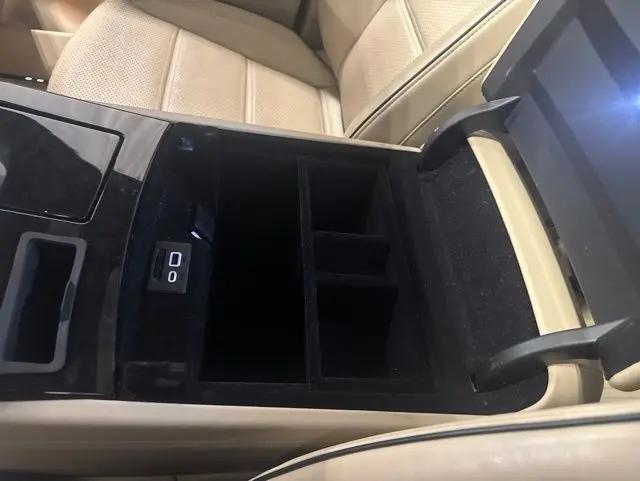 2023 Cadillac Escalade ESV 4WD Premium Luxury