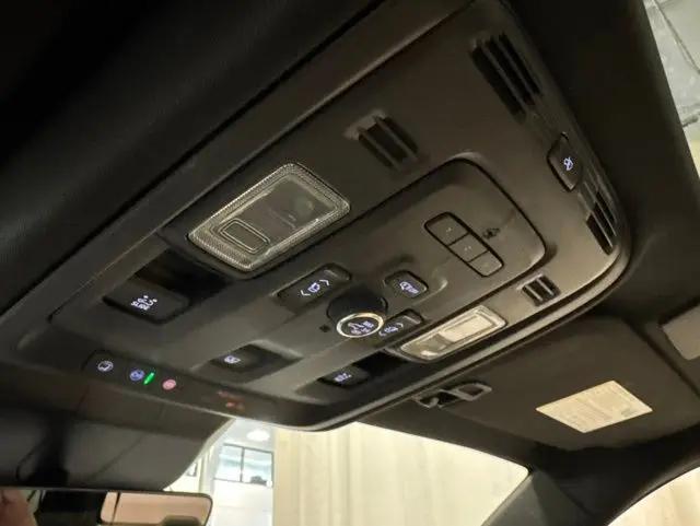 2023 Cadillac Escalade ESV 4WD Premium Luxury
