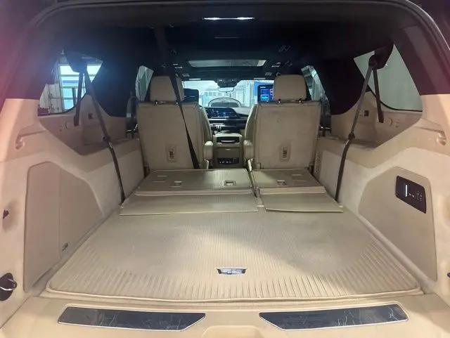 2023 Cadillac Escalade ESV 4WD Premium Luxury