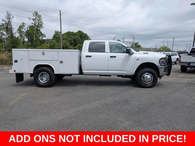2026 RAM Ram 3500 Chassis Cab RAM 3500 TRADESMAN CREW CAB CHASSIS 4X4 60 CA 2026 RAM Ram 3500 Chassis Cab RAM 3500 TRADESMAN CREW CAB CHASSIS 4X4 60 CA