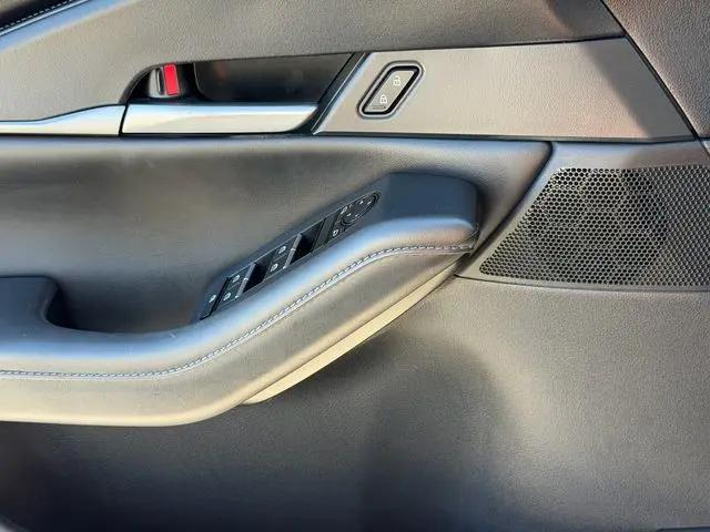 2022 Mazda CX-30 Select