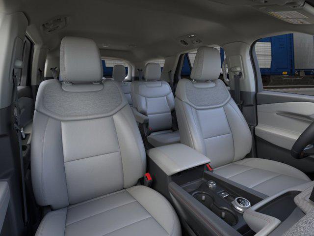 2026 Ford Explorer Active w/200A Pkg RWD